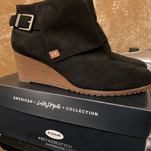 Dr.Scholl’s ankle suede boots. - Picture 5 of 5